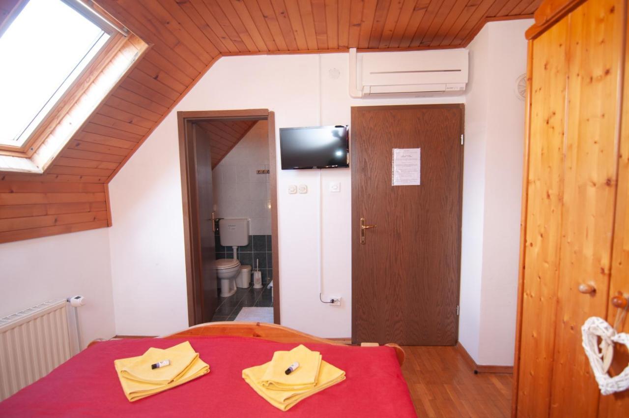 Guest House Vila Korosec Bovec Exterior foto